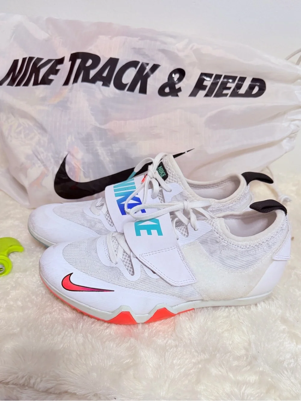 Nike Kids White Track & Field Training Shoes Size 4.5 Youth